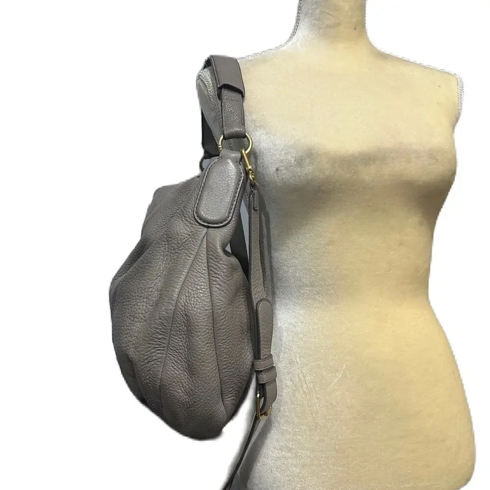 Marc Jacobs Taupe Pebble Leather Hobo/crossbody Bag With Long Strap MSRP‎ $459